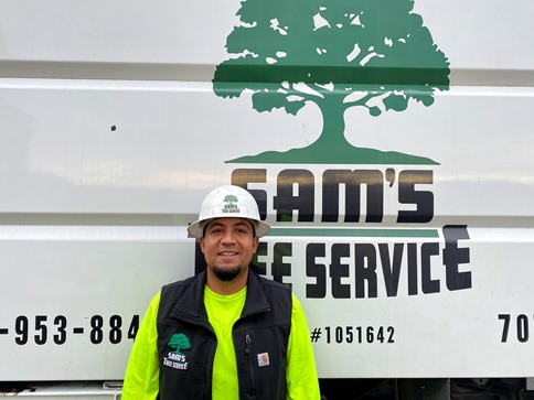 Sam's Tree service provides affordable tree removal service to Santa Rosa and Sonoma County property owners.